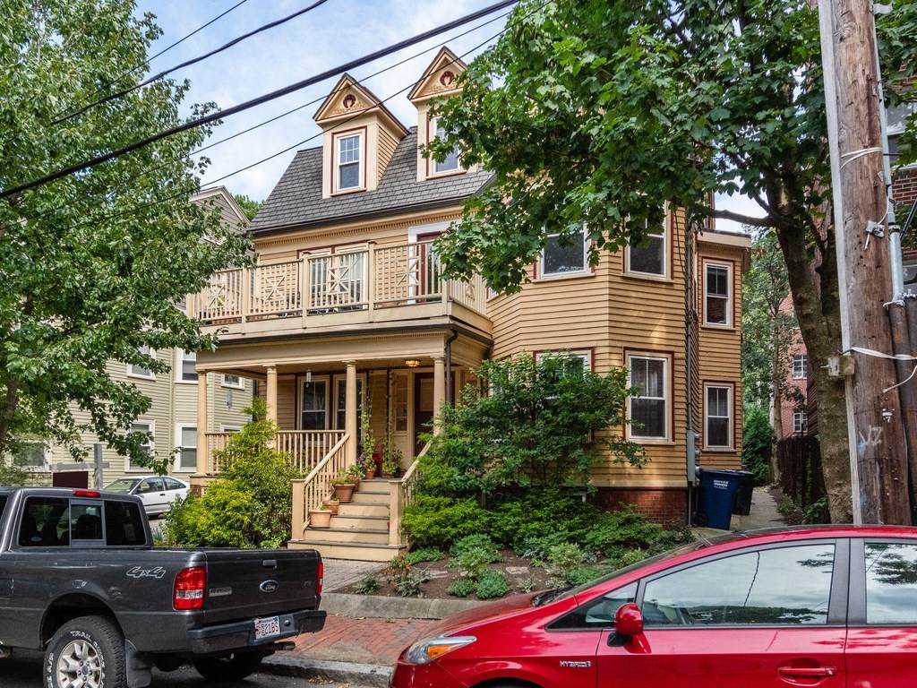 40 Highland Ave - Photo 1