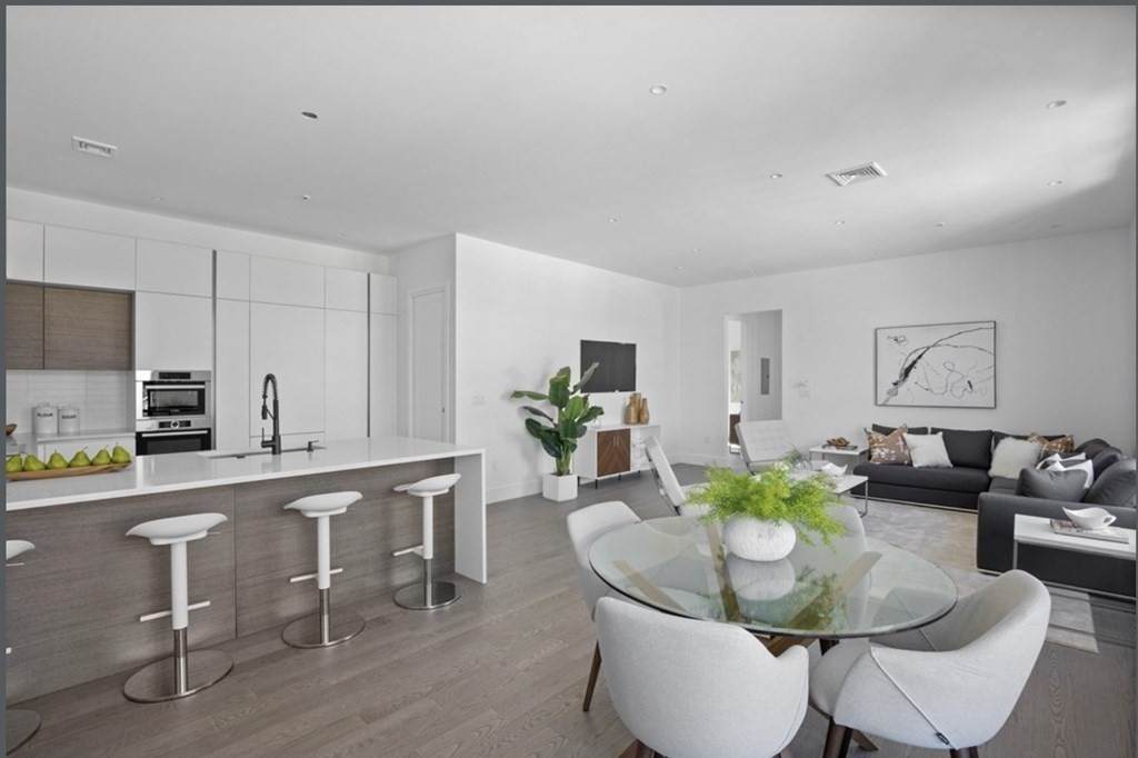 8 Leverett - Photo 1