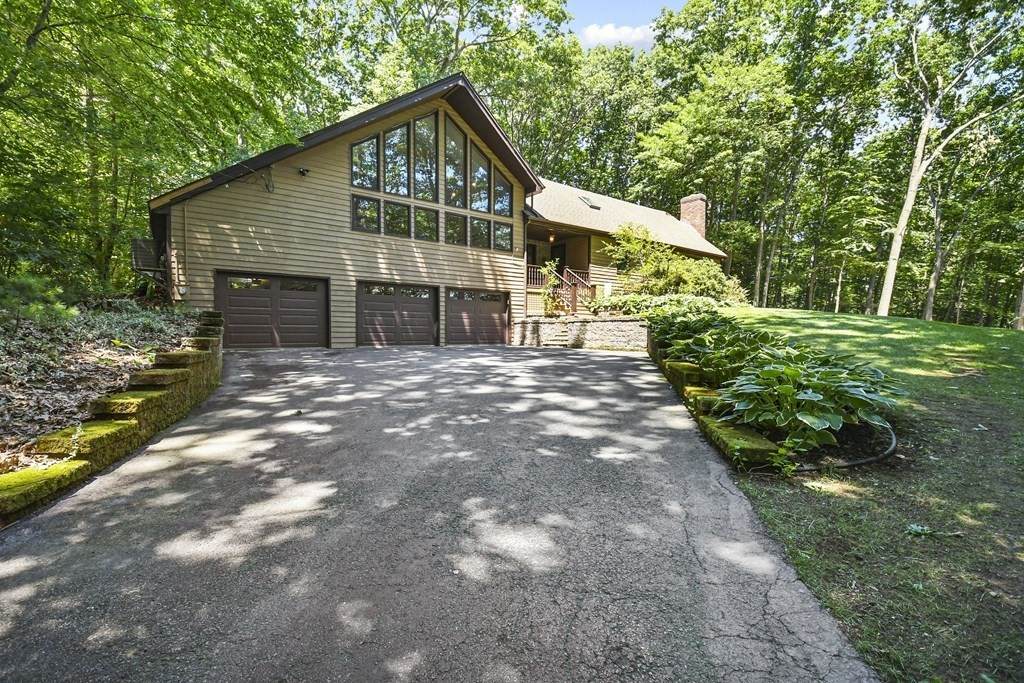6 Laurelwood Drive - Photo 1