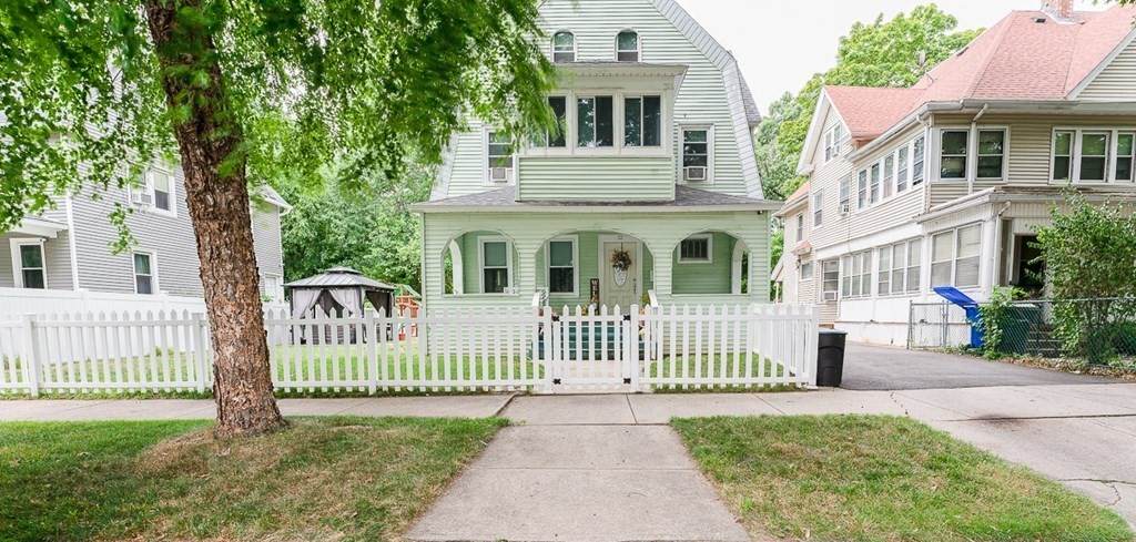 32 Westford Ave - Photo 1