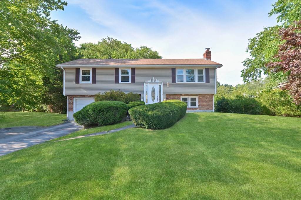 50 Robyn Rd - Photo 1