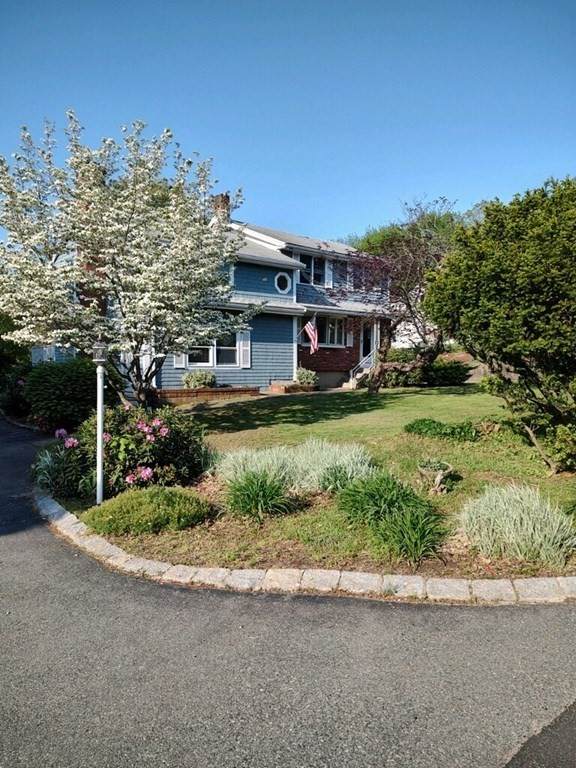 492 Grove Street - Photo 1