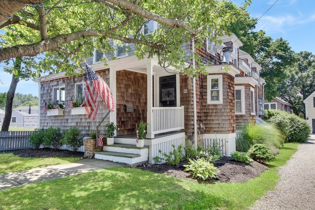 85 Elm St - Photo 1