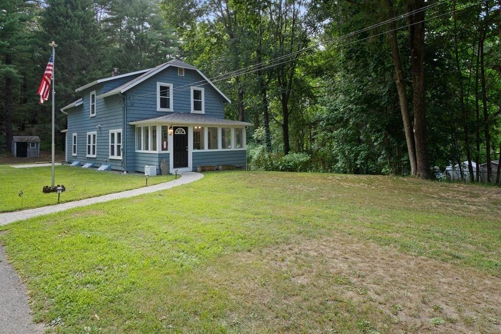 88 Beach St - Photo 1