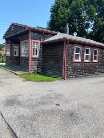 1193 Pleasant St - Photo 1