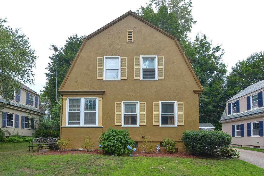 27 Maple St - Photo 1