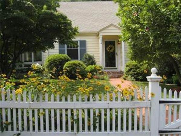 114 Brookline St - Photo 1