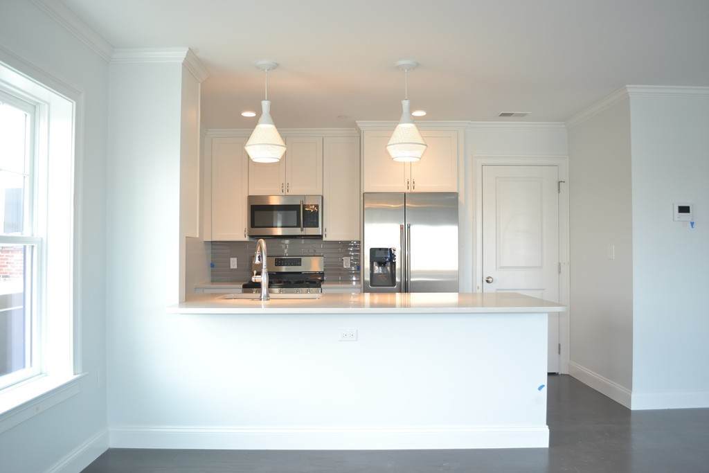728 East Broadway - Photo 1
