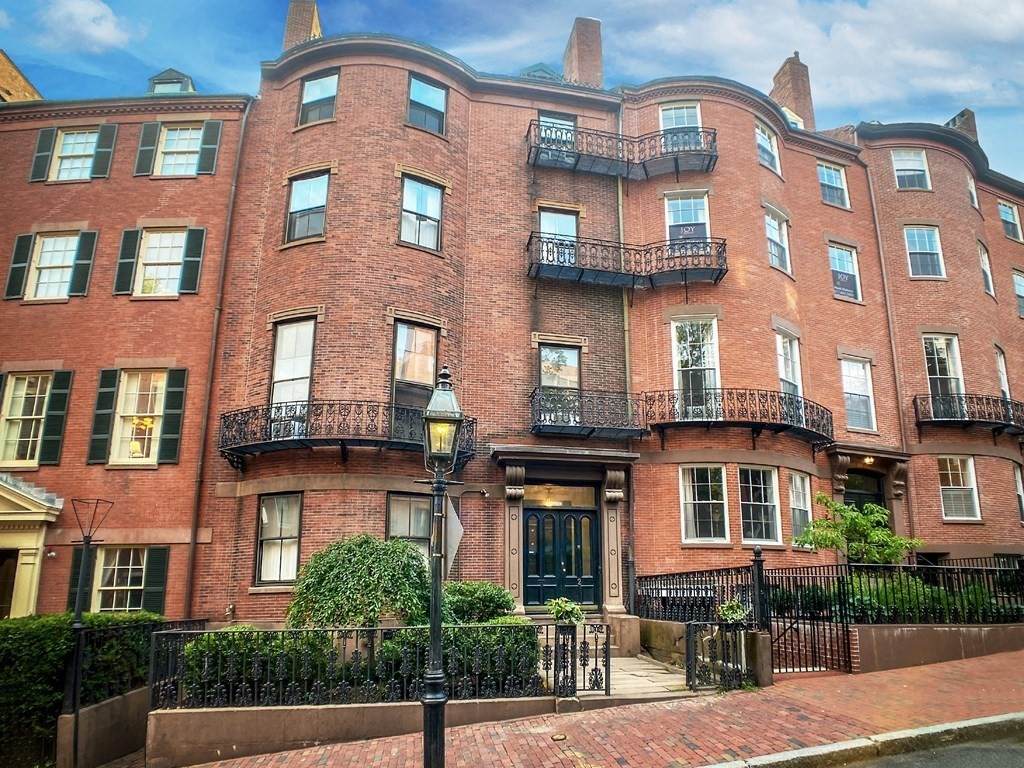 2 Joy Street - Photo 1