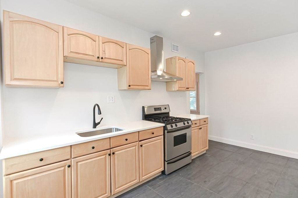 134 Vine St - Photo 1