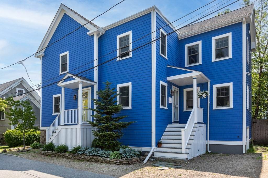 15 Lindsey Street - Photo 1