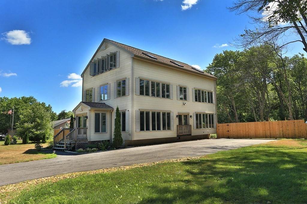 111 Ferry Road - Photo 1
