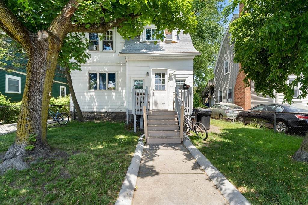 173 Cambridge - Photo 1