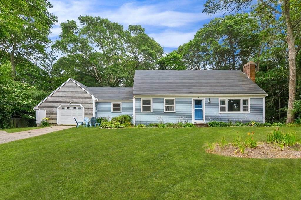 79 Emerson Way - Photo 1