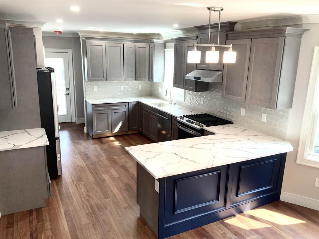 5 Paul Revere Road - Photo 1