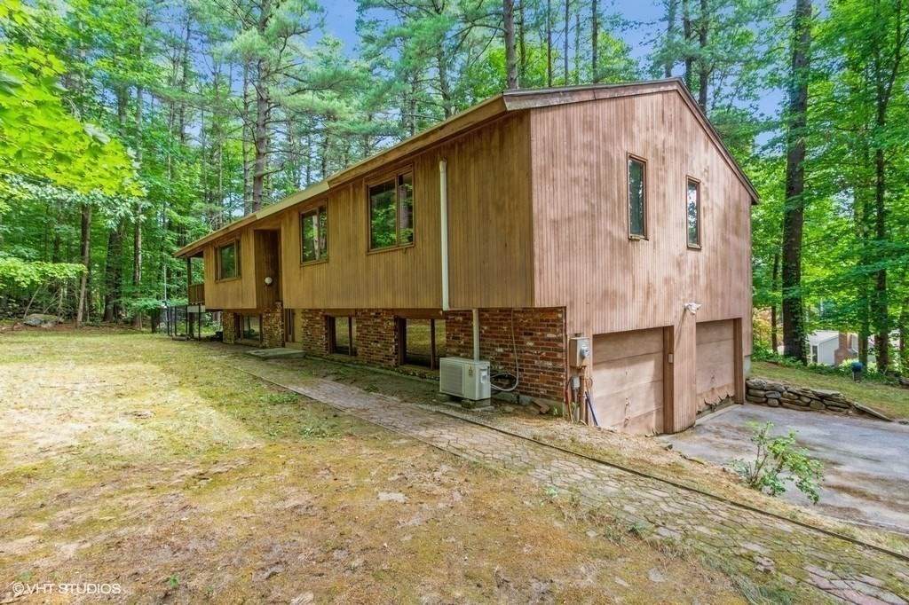 27 Adams Dr - Photo 1