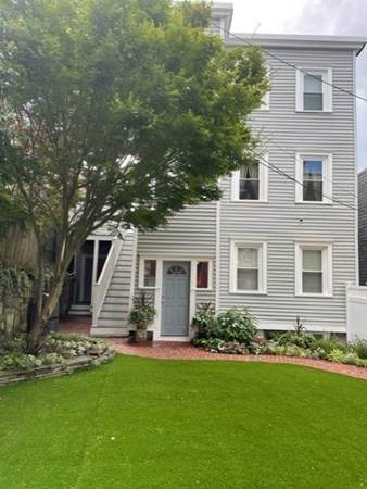 2 1/2 Mount Vernon Street - Photo 1