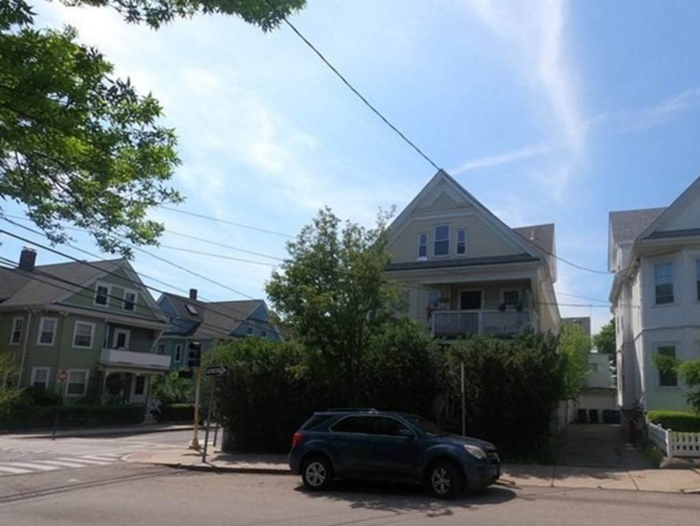 54 Willow Ave - Photo 1