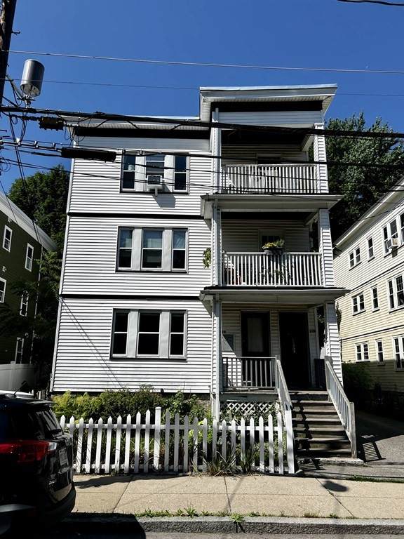 141 Williams St - Photo 1
