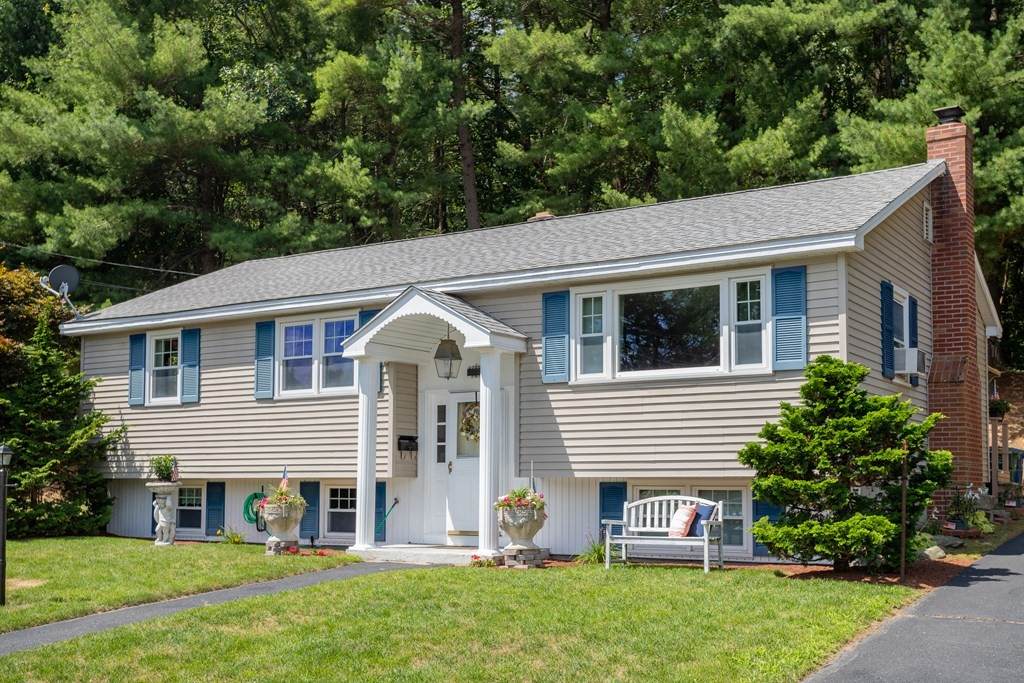 35 Amideo Drive - Photo 1