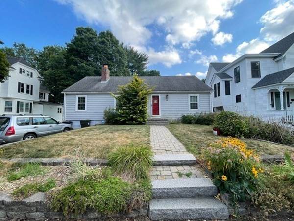 43 Warren Ave - Photo 1