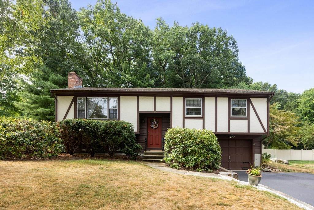 125 Waltham St - Photo 1