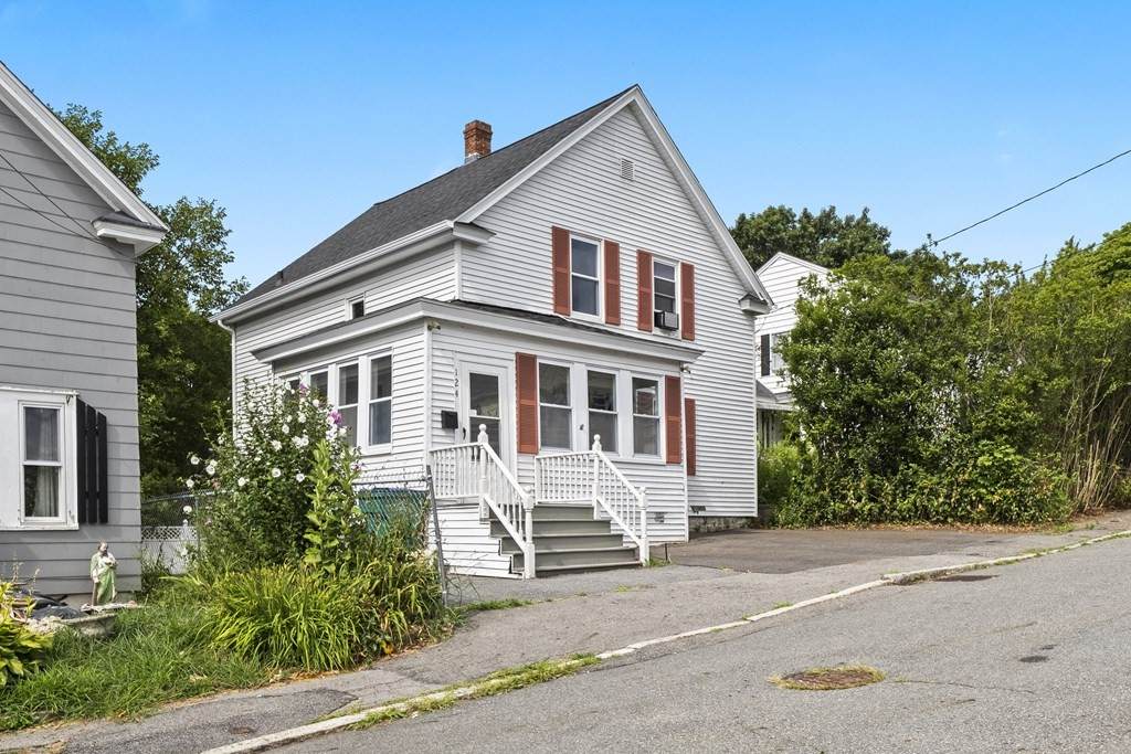 124 Endicott St - Photo 1