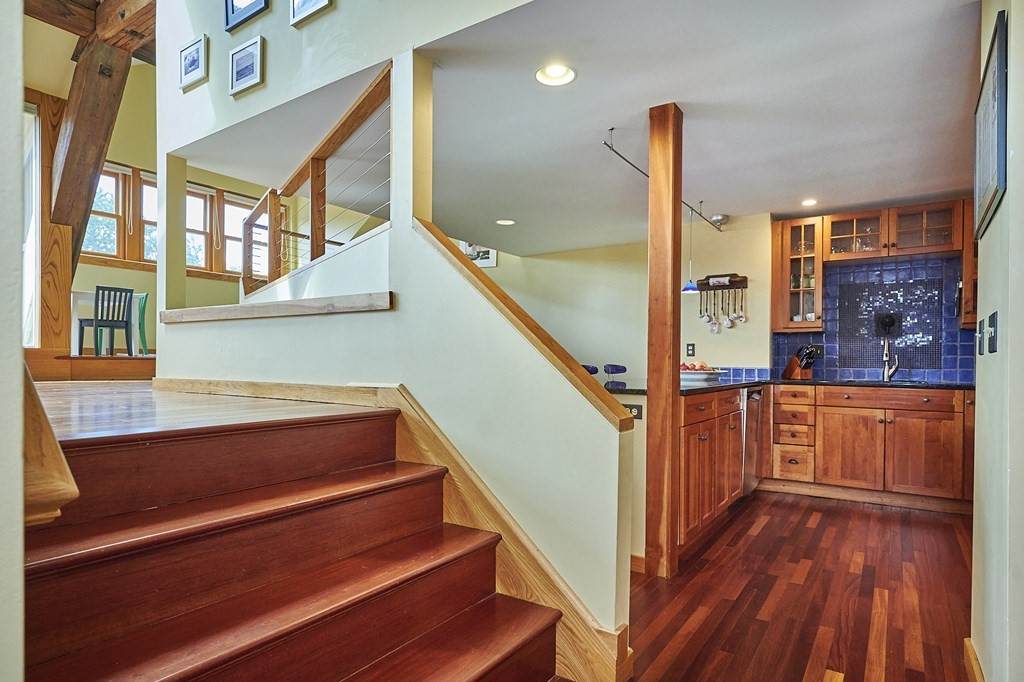 35 New South St - Photo 1