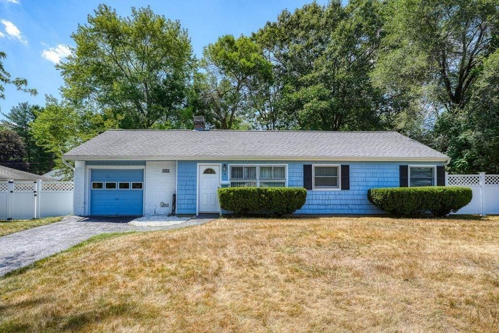 43 Brookfield Cir - Photo 1