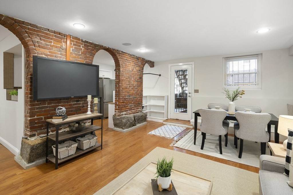 36 Worcester Square - Photo 1