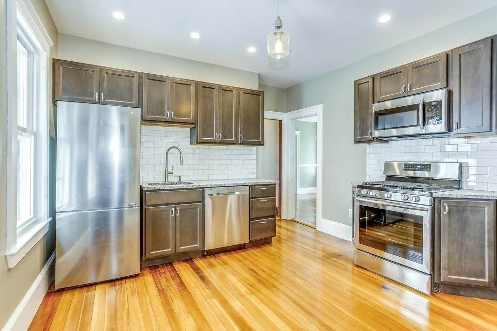 9 Sumner Park - Photo 1