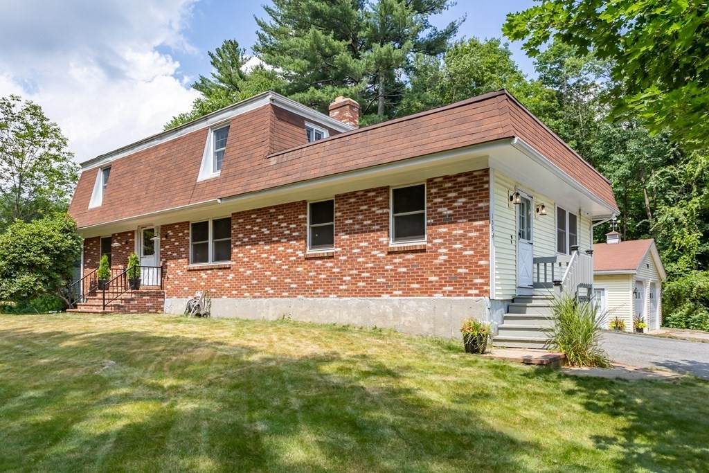 155 Lincoln Street - Photo 1