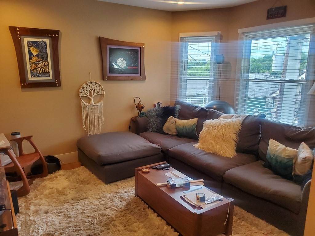 39 Langley - Photo 1