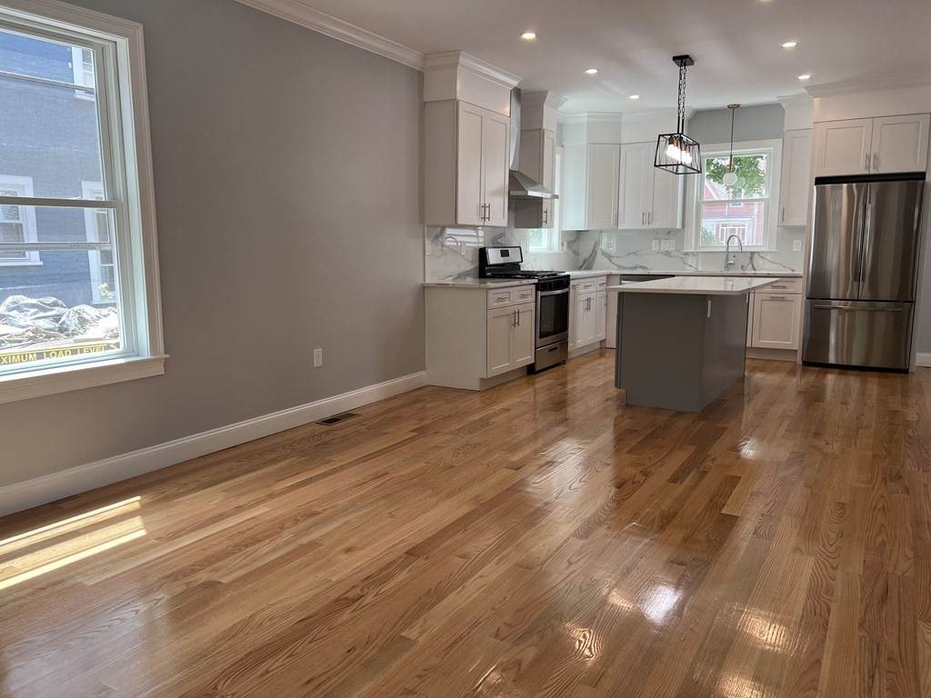 12 Seattle St - Photo 1