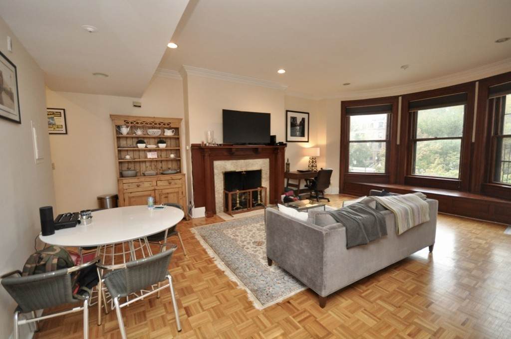 280 Commonwealth Avenue - Photo 1