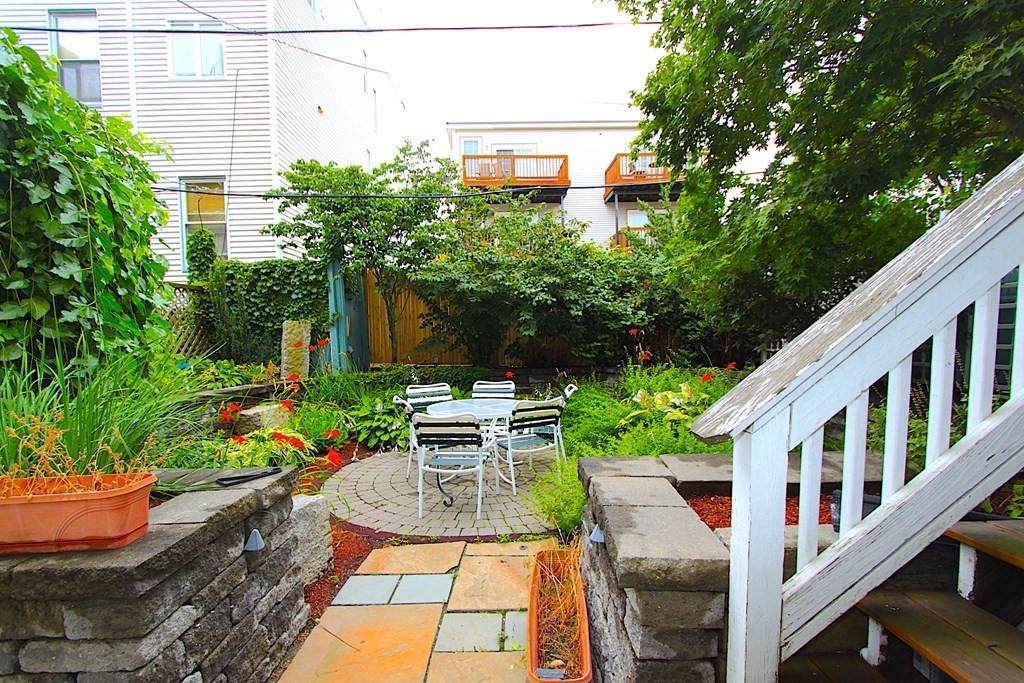 4 Burnham Pl - Photo 1
