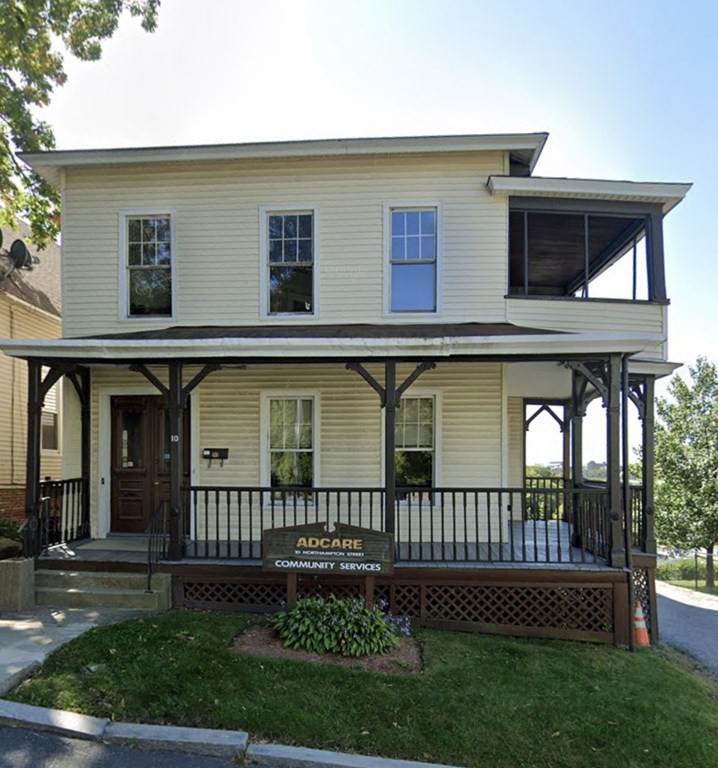 10 Northampton - Photo 1