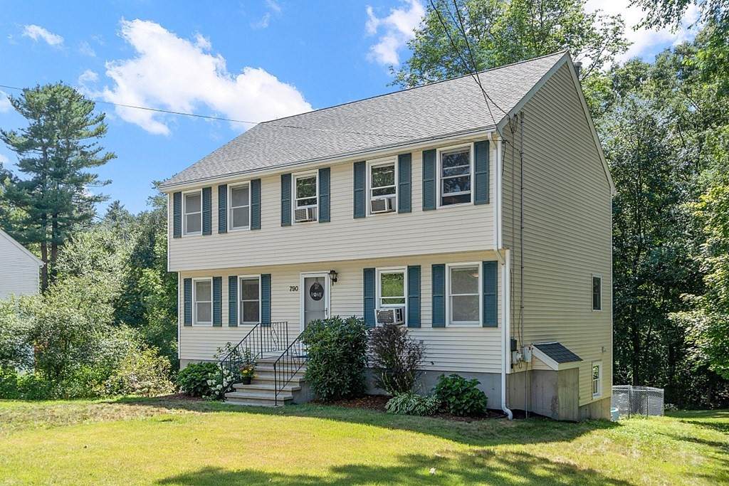 790 North St - Photo 1