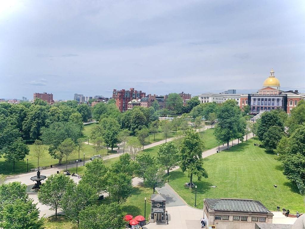 131 Tremont Street - Photo 1