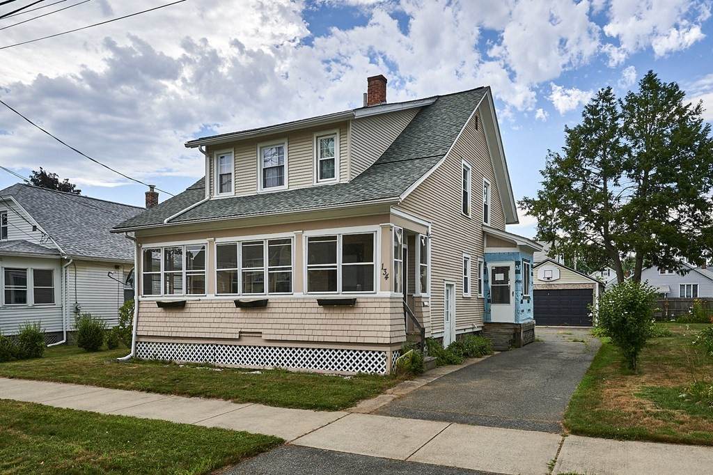 134 Farnsworth St - Photo 1