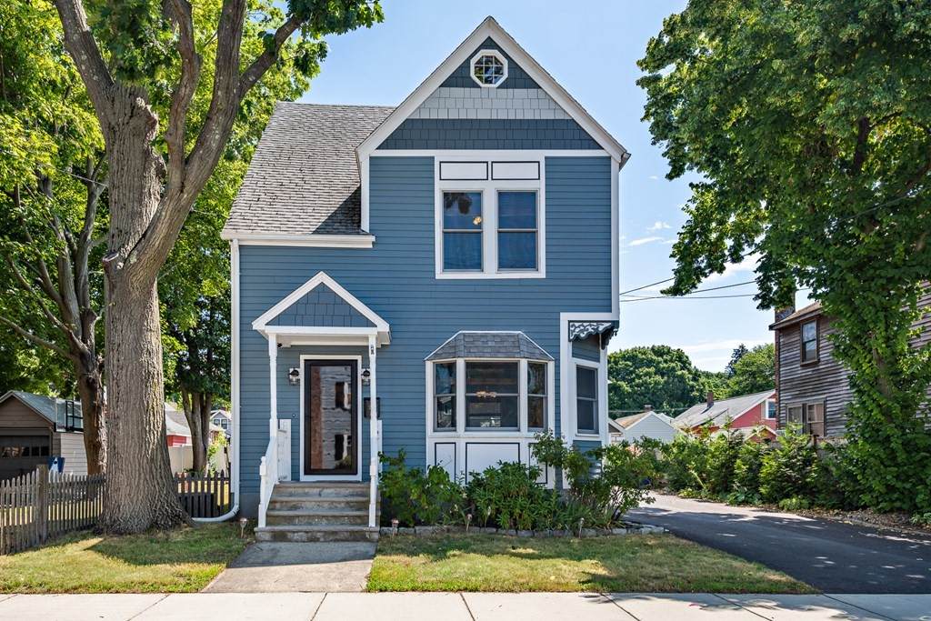 25 Greenwood Ave - Photo 1