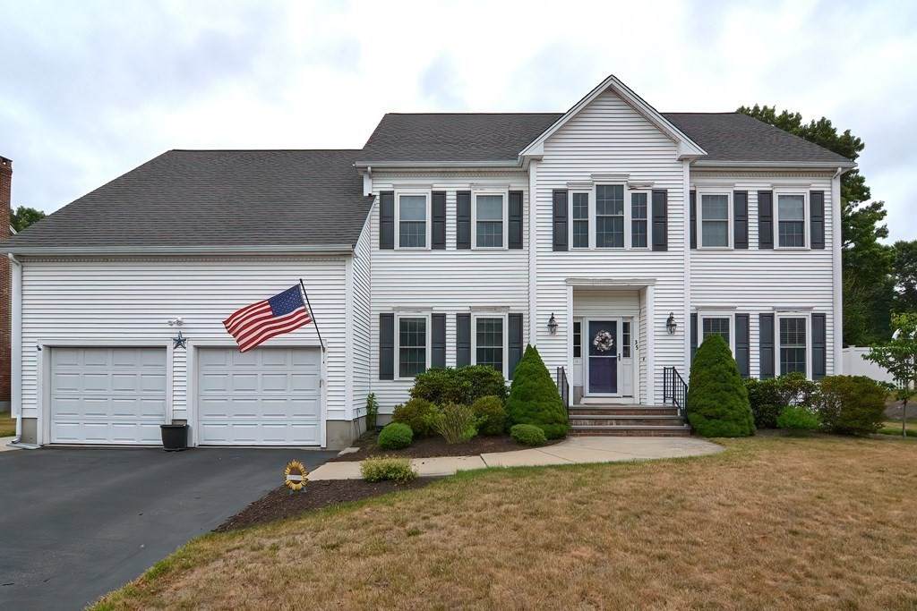 35 Paddock Drive - Photo 1