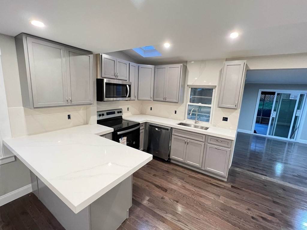11 Heroult Rd - Photo 1