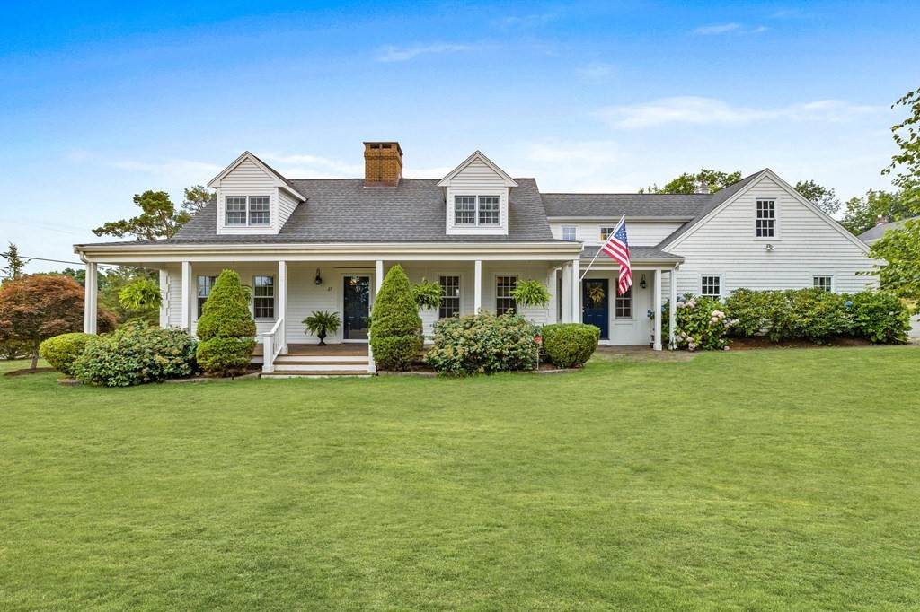 27 Greenfield Ln - Photo 1