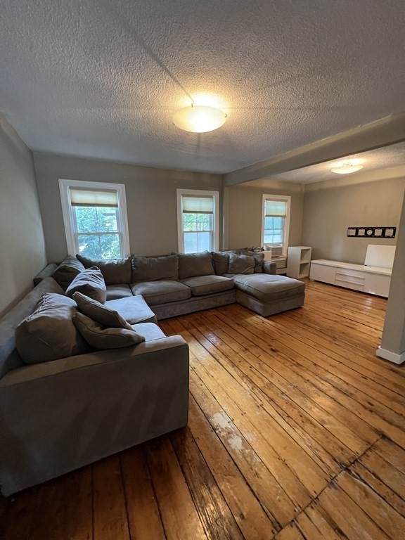 16 Cogswell Ave - Photo 1