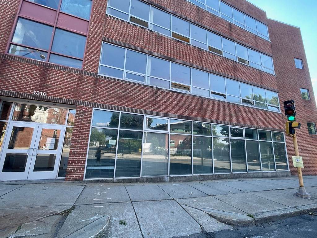 1310 Broadway - Photo 1