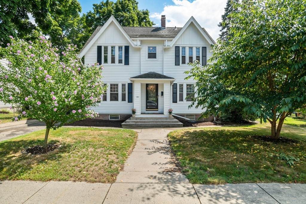 18 Winsor St - Photo 1