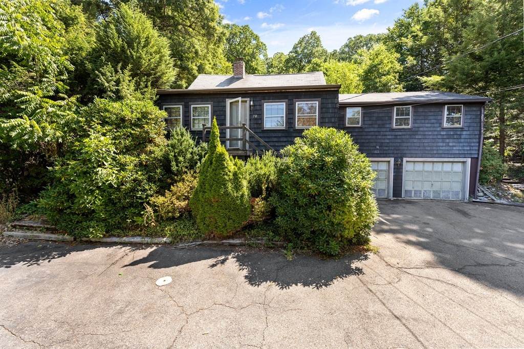 70 Central St - Photo 1