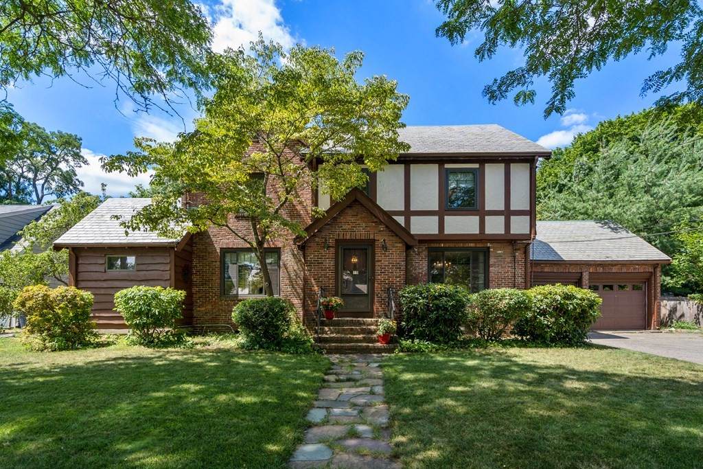 15 Sheldon Rd. - Photo 1