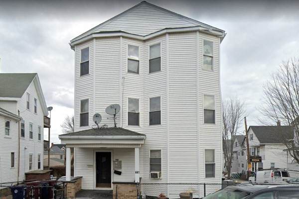 441 Ferry St - Photo 1